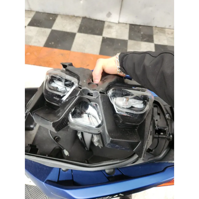 YAMAHA XMAX 125