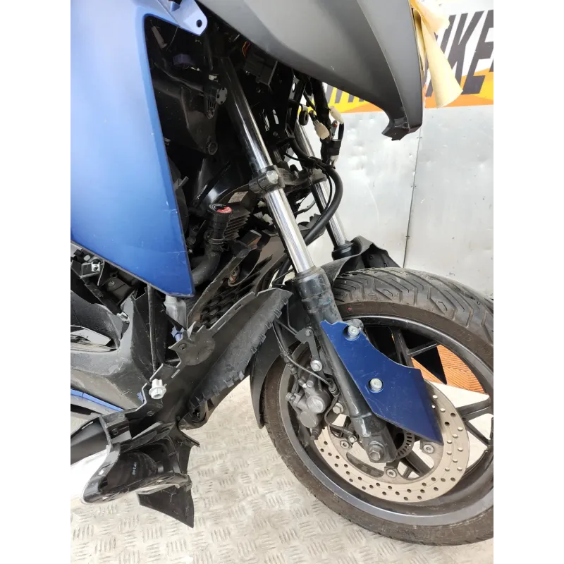 YAMAHA XMAX 125