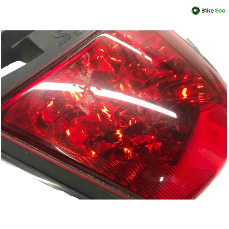 Feu arriere SYM GTS 125 2010-2013 I EVO