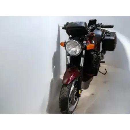BMW K1