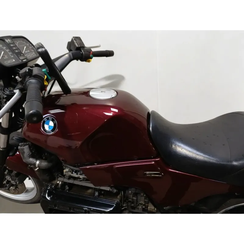 BMW K1