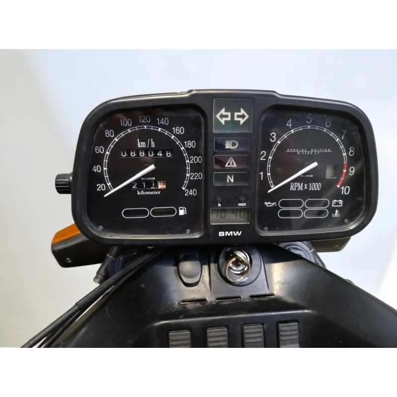 BMW K1