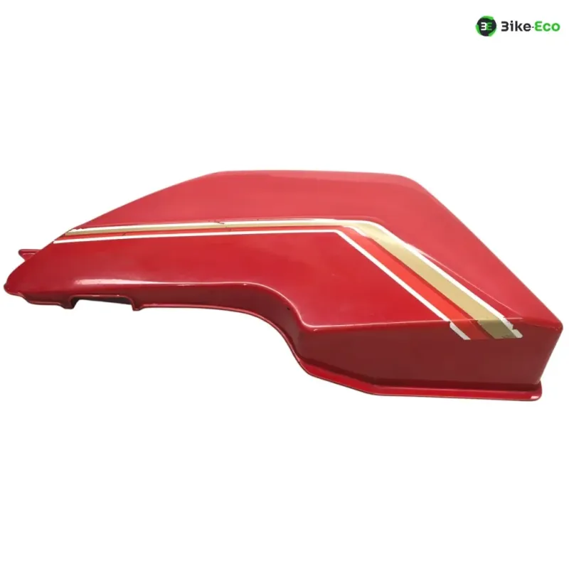 Cache lateral gauche SUZUKI GT 80 1981-1983