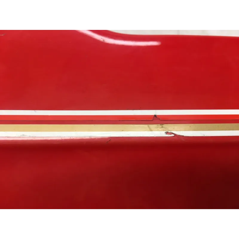 Cache lateral gauche SUZUKI GT 80 1981-1983