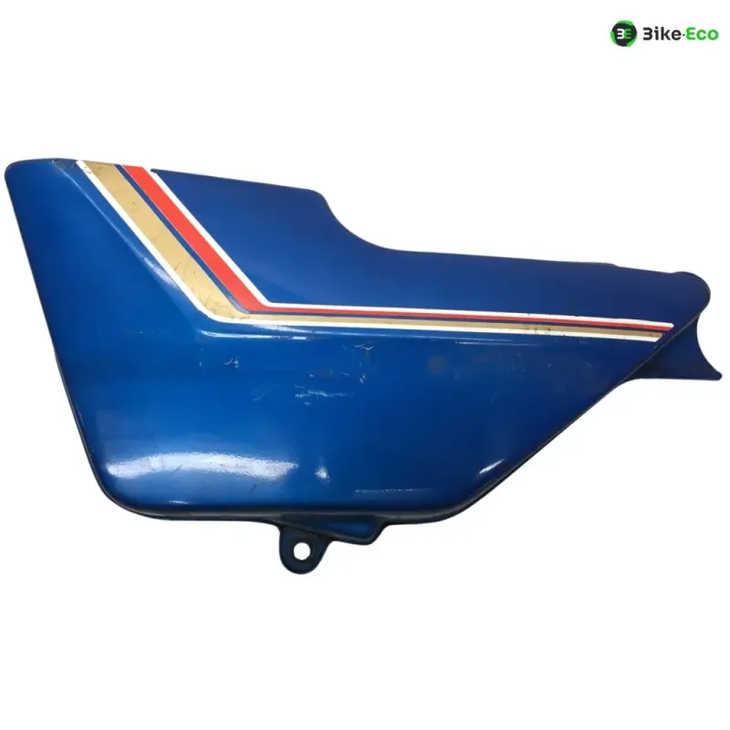 Cache lateral gauche SUZUKI RG 80 1980-1983