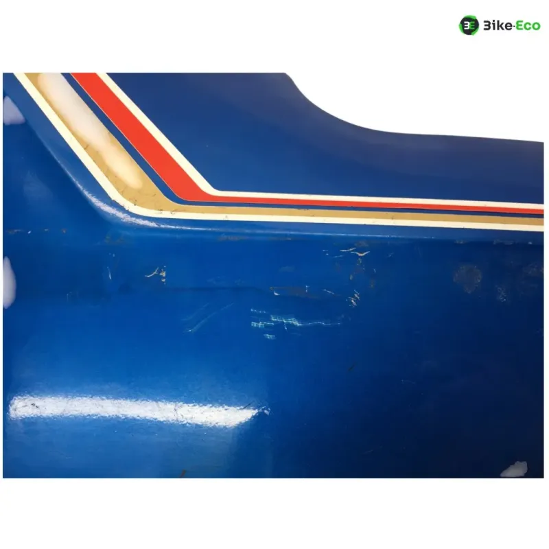Cache lateral gauche SUZUKI RG 80 1980-1983