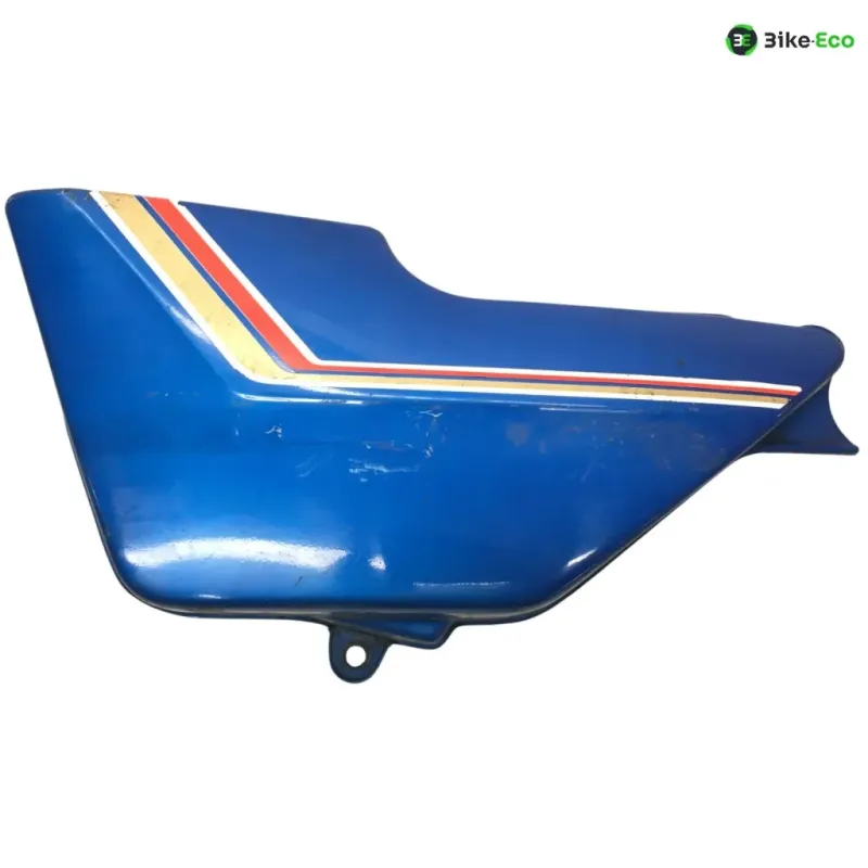 Cache lateral gauche SUZUKI RG 80 1980-1983