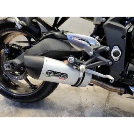 TRIUMPH STREET TRIPLE 675