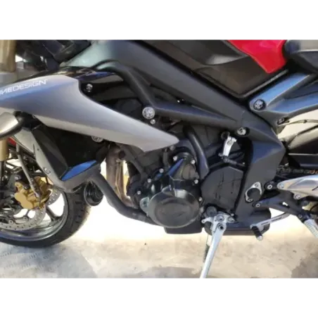 TRIUMPH STREET TRIPLE 675