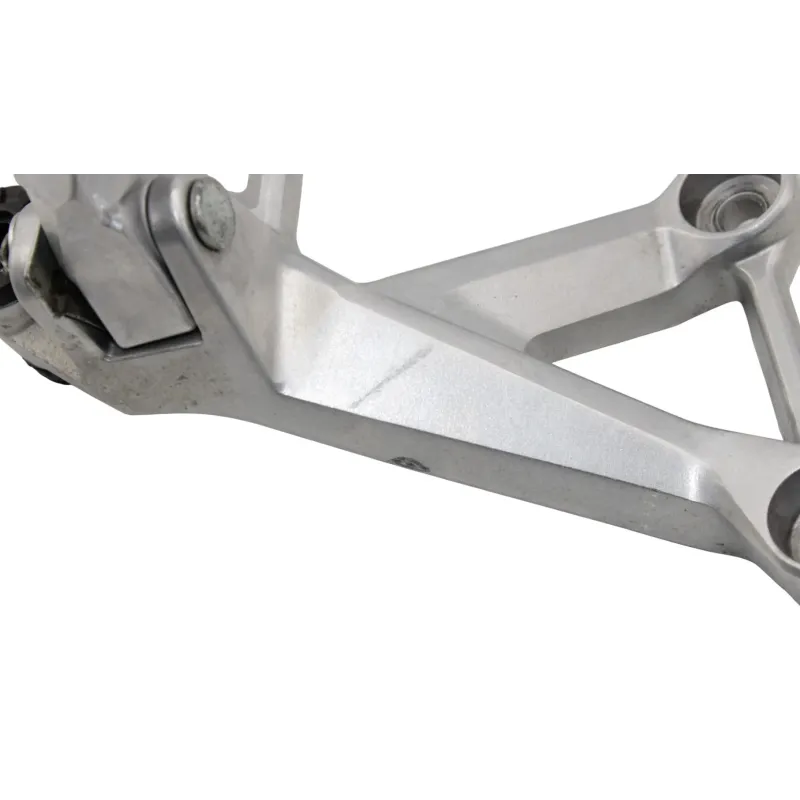 Platine arriere droite HONDA CB 500 F 2022 - 2023
