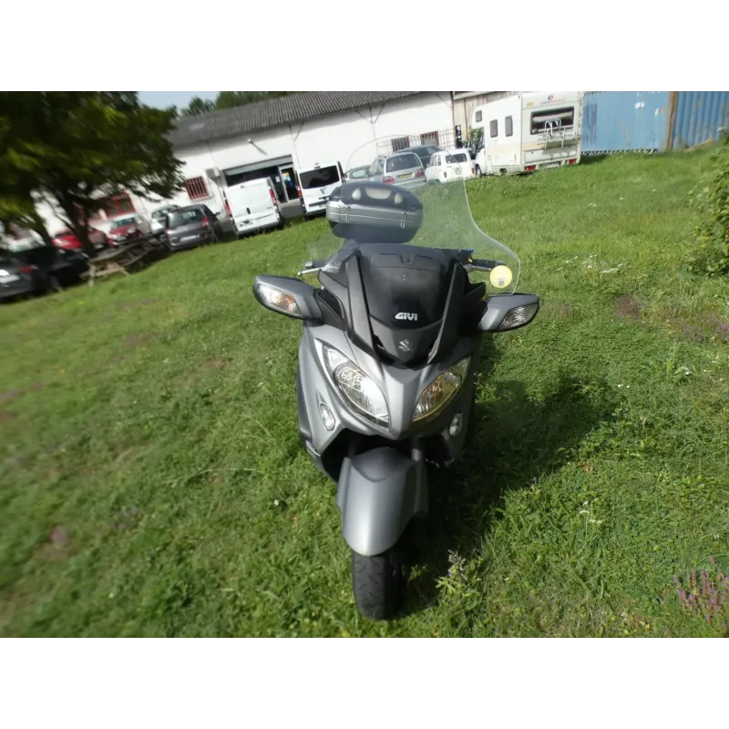 SUZUKI 650 BURGMAN