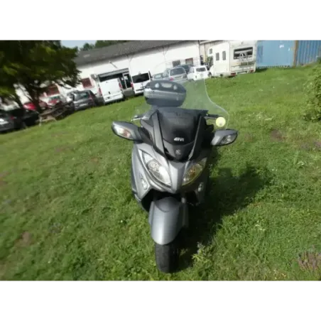 SUZUKI 650 BURGMAN