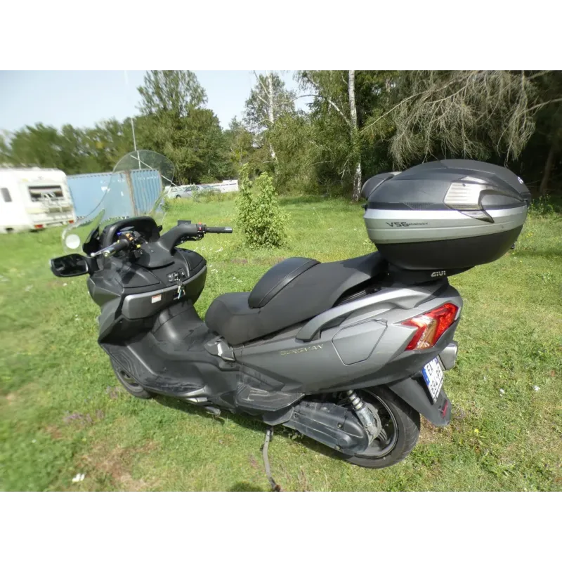 SUZUKI 650 BURGMAN