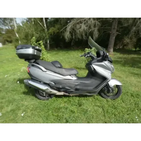 SUZUKI 650 BURGMAN