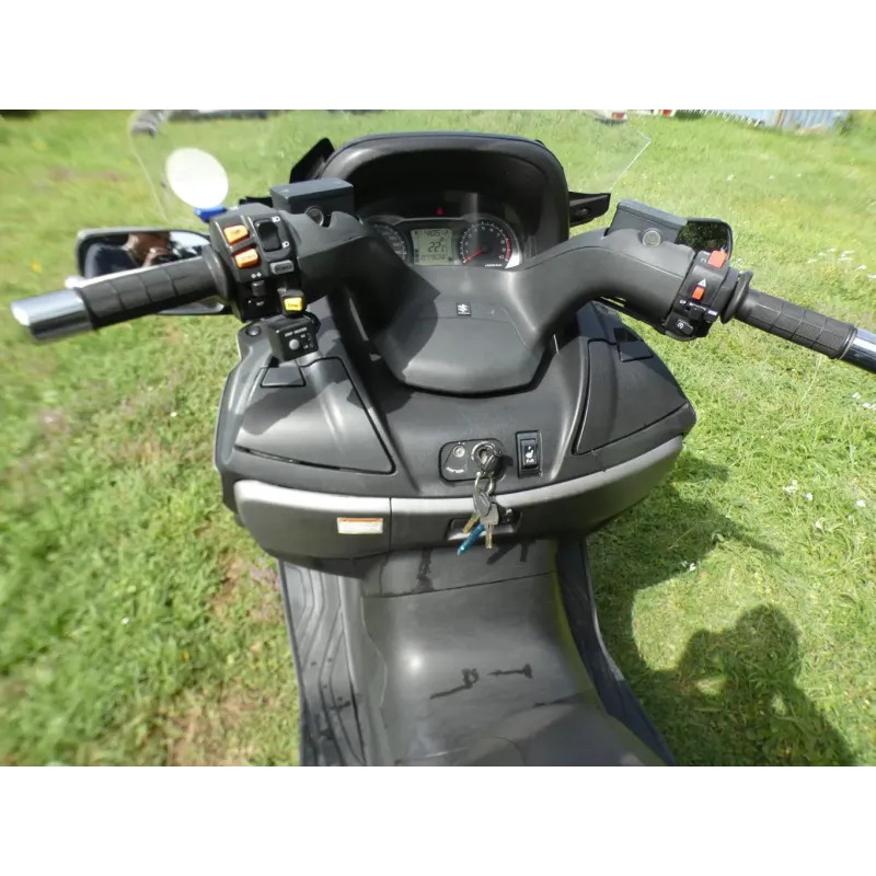 SUZUKI 650 BURGMAN