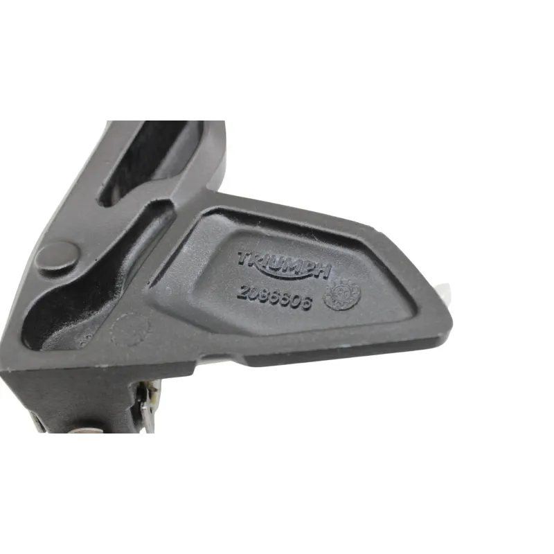 Platine arriere droite TRIUMPH TRIDENT 660 2021 - 2025
