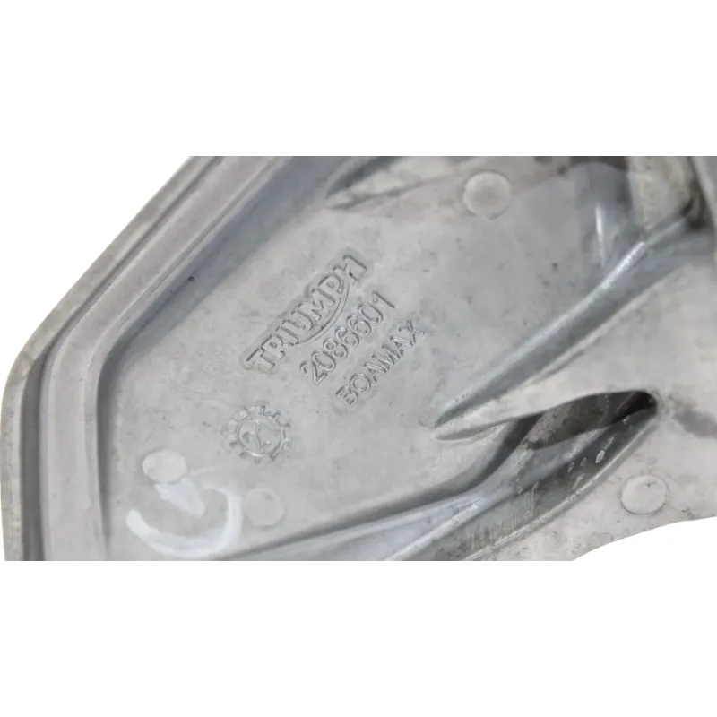 Platine avant gauche TRIUMPH TRIDENT 660 2021 - 2025