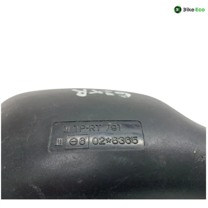 Retro droit SUZUKI GSXR 750 1998-1999