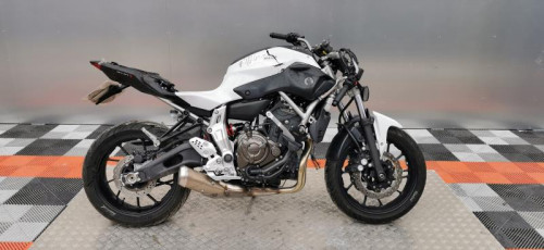 YAMAHA MT07 700