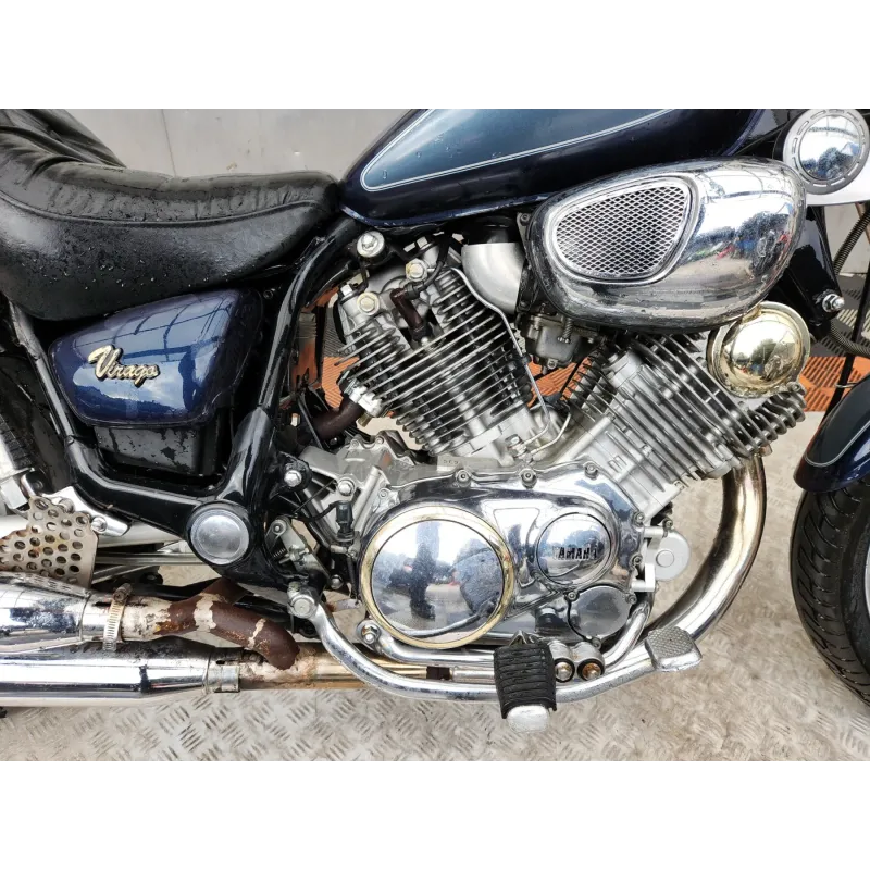 YAMAHA XV 750 VIRAGO