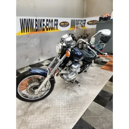 YAMAHA XV 750 VIRAGO