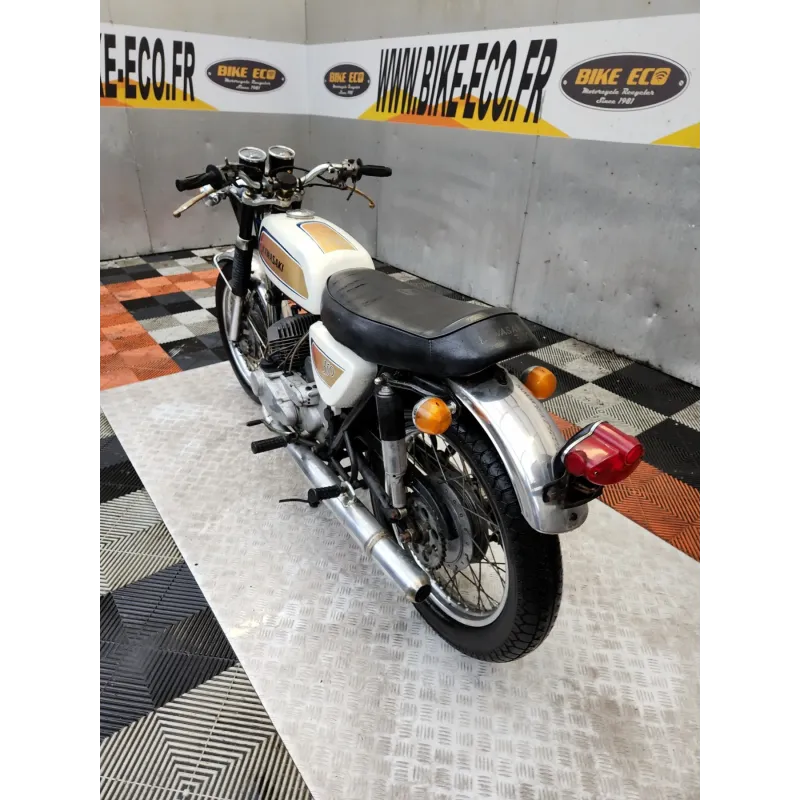 KAWASAKI 350 A7 AVENGER