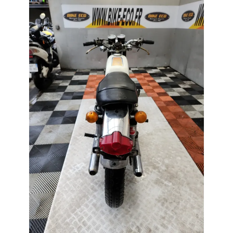 KAWASAKI 350 A7 AVENGER