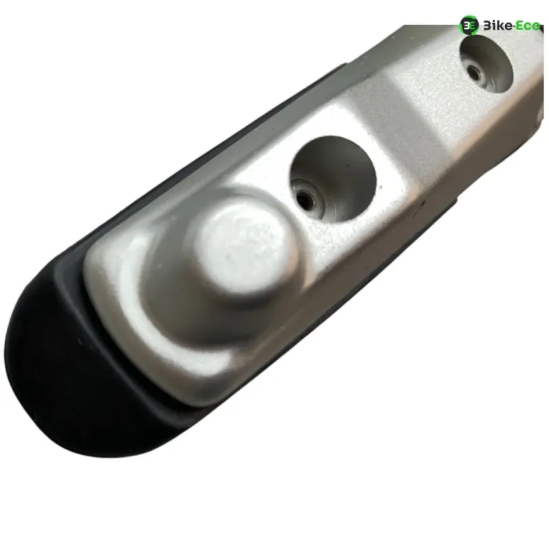 Repose pieds arriere droit BMW S 1000 XR 2020-2023 K69