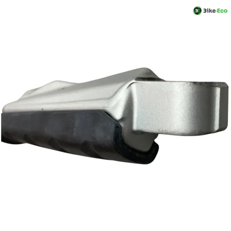 Repose pieds arriere droit BMW S 1000 XR 2020-2023 K69
