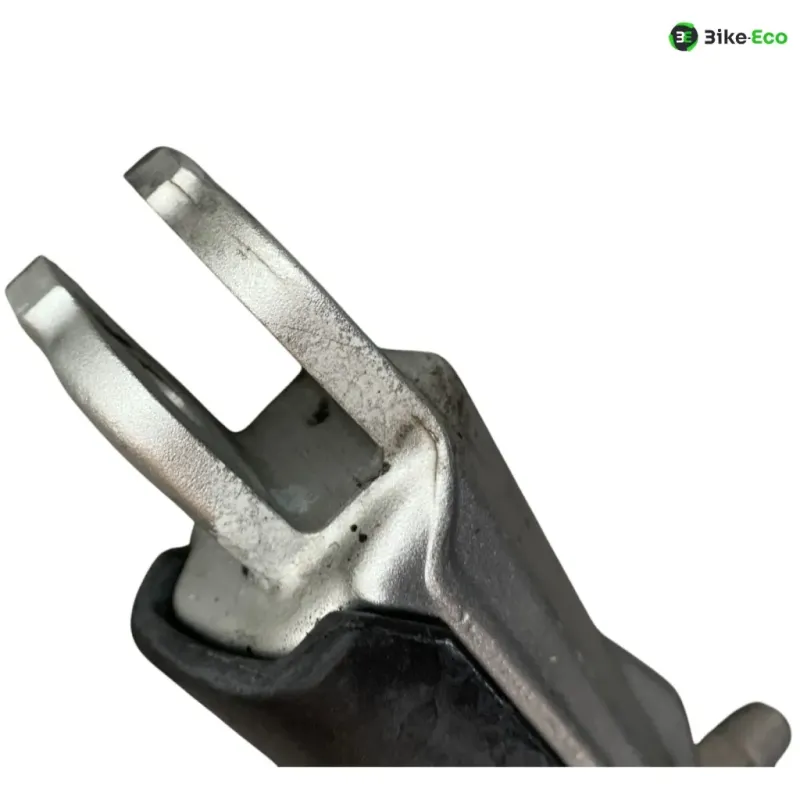Repose pieds avant gauche BMW M 1000 XR 2024-2026