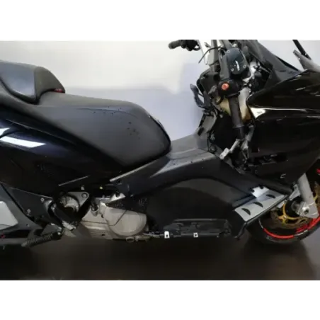 APRILIA SRV 850