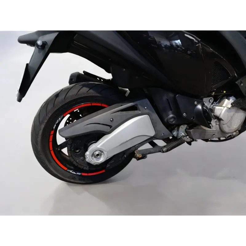APRILIA SRV 850
