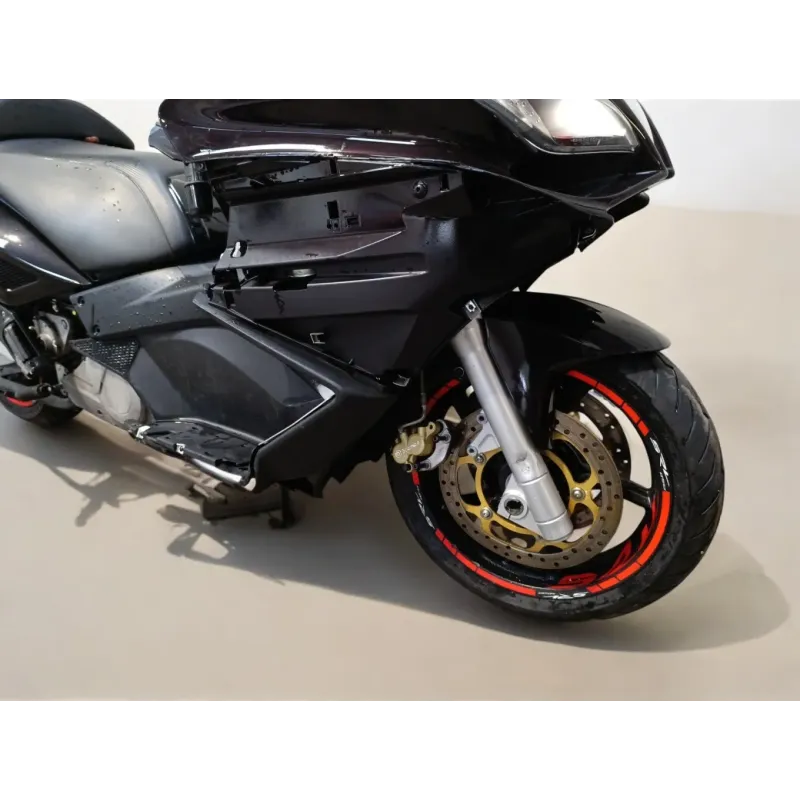 APRILIA SRV 850