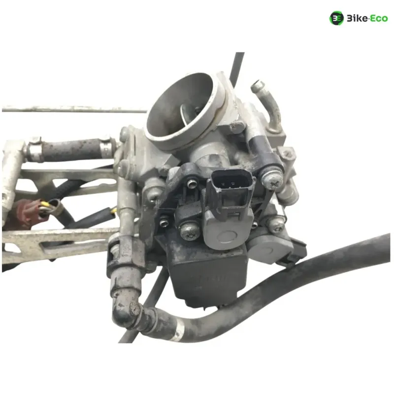 Rampe d'injection SUZUKI SV 650 2007-2015