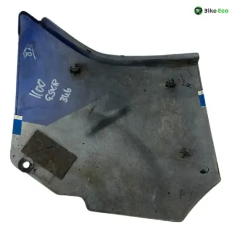 Cache carenage sous selle droit SUZUKI GSXR 1100 1986-1988
