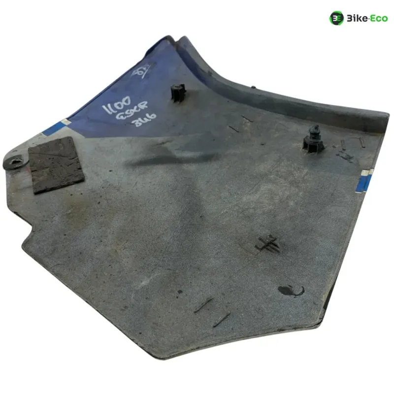 Cache carenage sous selle droit SUZUKI GSXR 1100 1986-1988