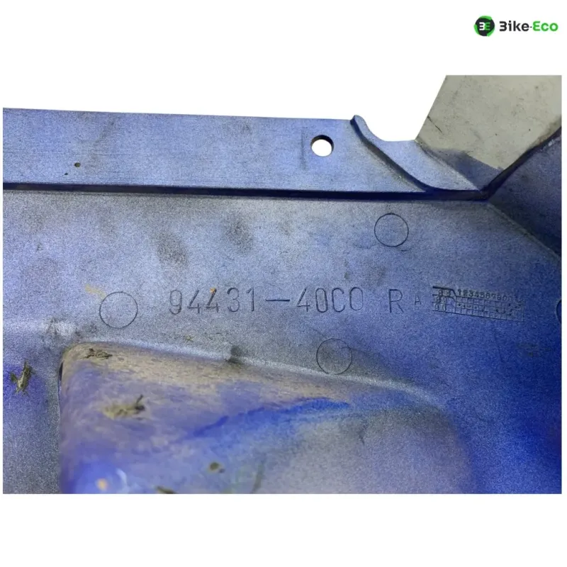 Cache flanc de carenage droit SUZUKI GSXR 1100 1989-1990