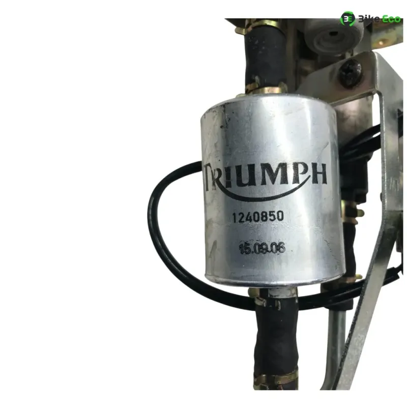 Pompe a essence TRIUMPH SPEED TRIPLE 1050 2005-2007