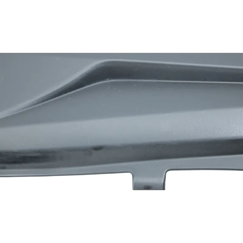 Demi flanc selle droit SUZUKI GSR 600 2006 - 2011