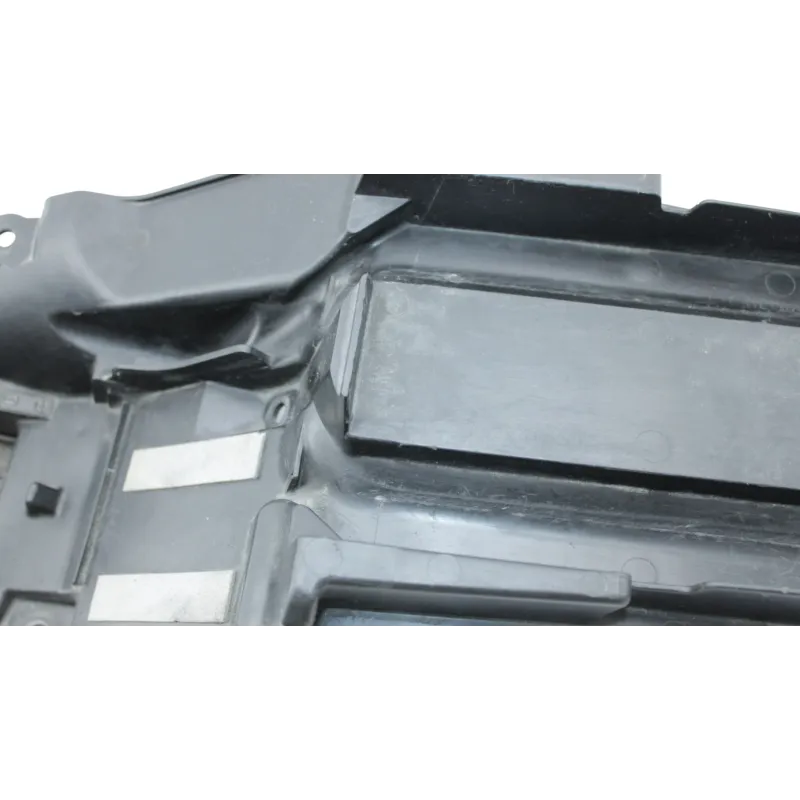 Passage de roue SUZUKI GSR 600 2006 - 2011