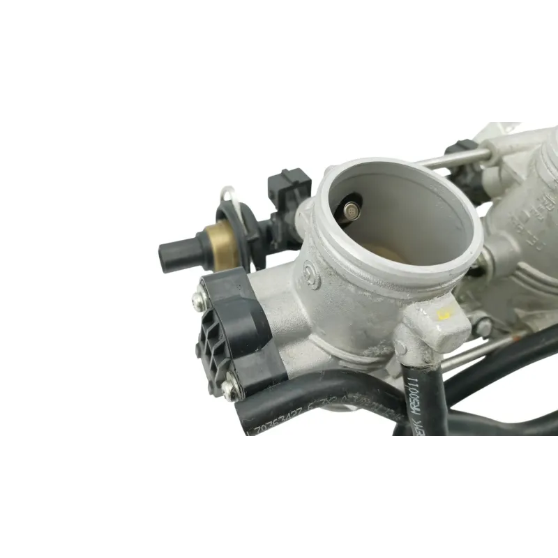 Rampe d'injection BMW F 800 R 2009 - 2011