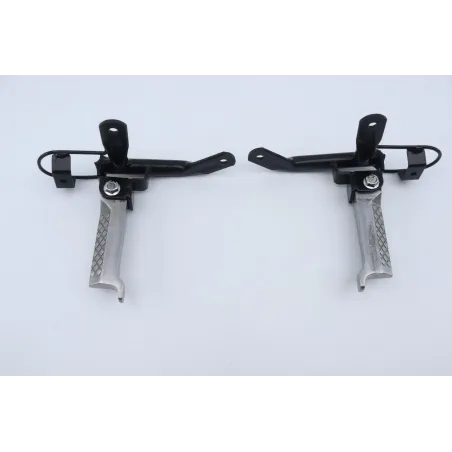Repose pieds arriere droit CF MOTO E CHARM 125 2005 - 2010