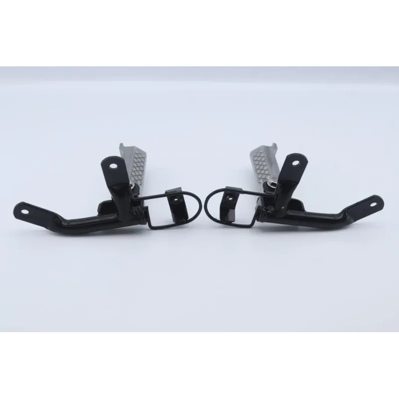 Repose pieds arriere droit CF MOTO E CHARM 125 2005 - 2010