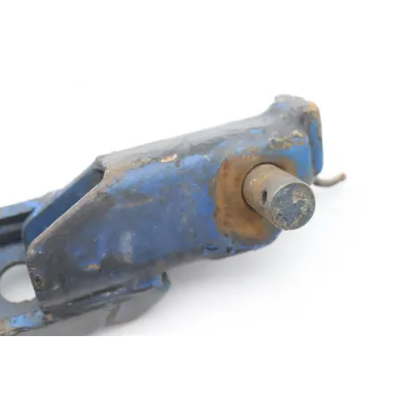 Repose pieds avant droit SUZUKI TS 125 1982 - 1989