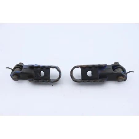 Repose pieds avant droit SUZUKI TS 125 1982 - 1989