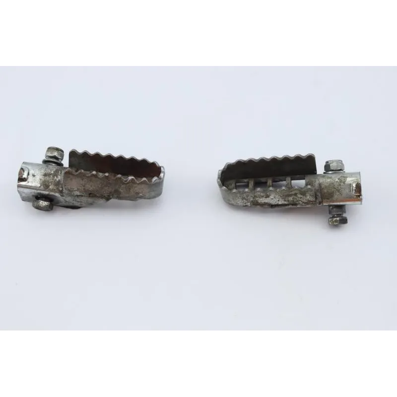 Repose pieds avant droit GILERA SMT 50 2010 - 2010