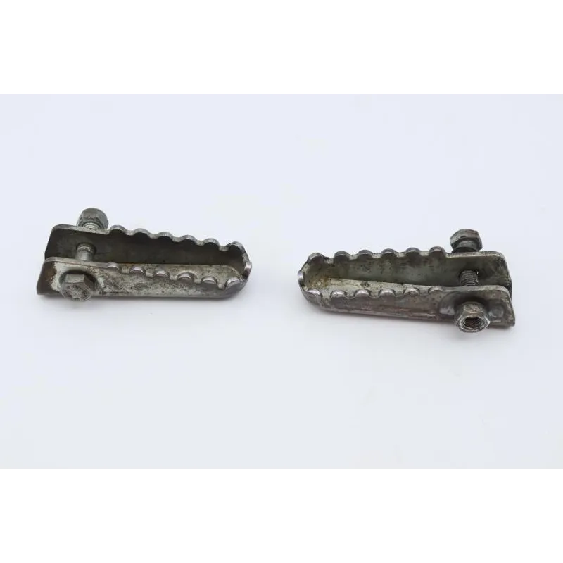Repose pieds arriere droit GILERA SMT 50 2010 - 2010