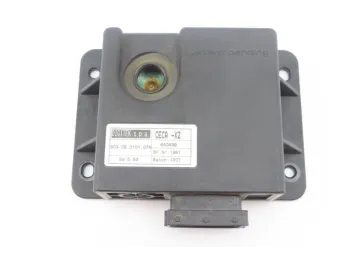 Relais boitier electrique PIAGGIO MP3 125 2006 - 2008