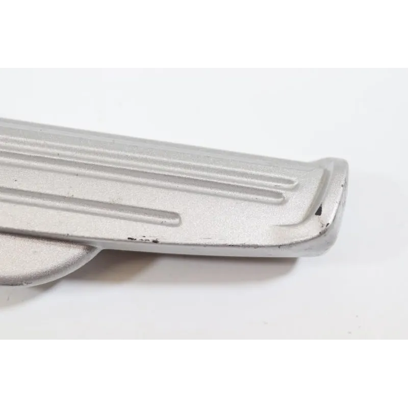 Repose pieds arriere droit SYM GTS 125 SPORT 2015 - 2017
