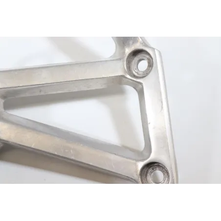 Platine arriere droite YAMAHA FZS 600 FAZER 1998 - 2001